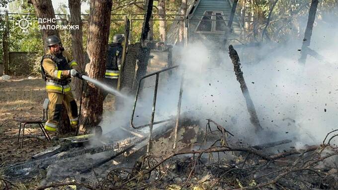 Удар Росії по базі відпочинку в Запорізькому районі: ДСНС публікує фото наслідків dqxikeidqxiqqeant