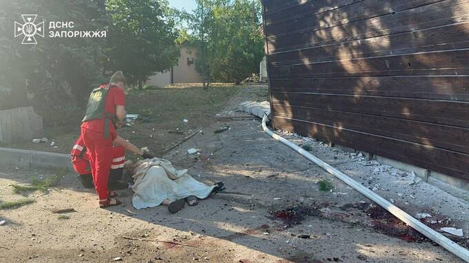 Удар Росії по базі відпочинку в Запорізькому районі: ДСНС публікує фото наслідків