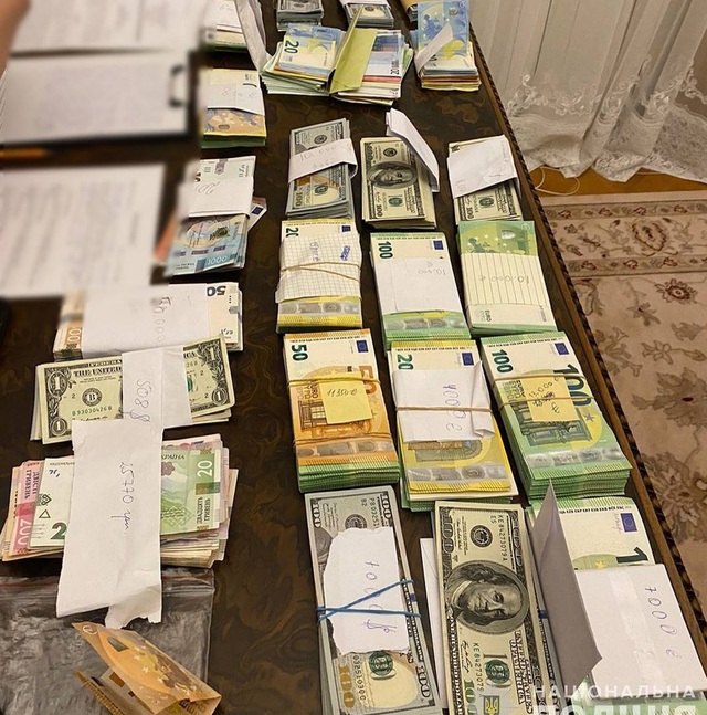 11.11.2024 -  dqxikeidqxiqqeant